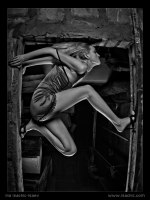 photo : [ through ] | photographer : Ilia Izachic-Isaev